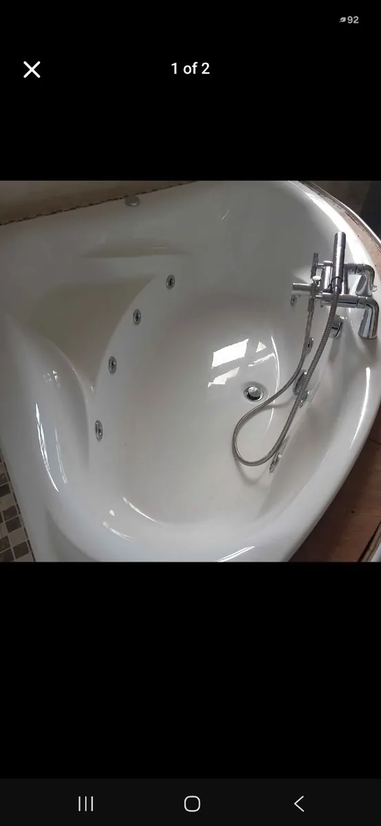 Whirlpool bath - Image 1