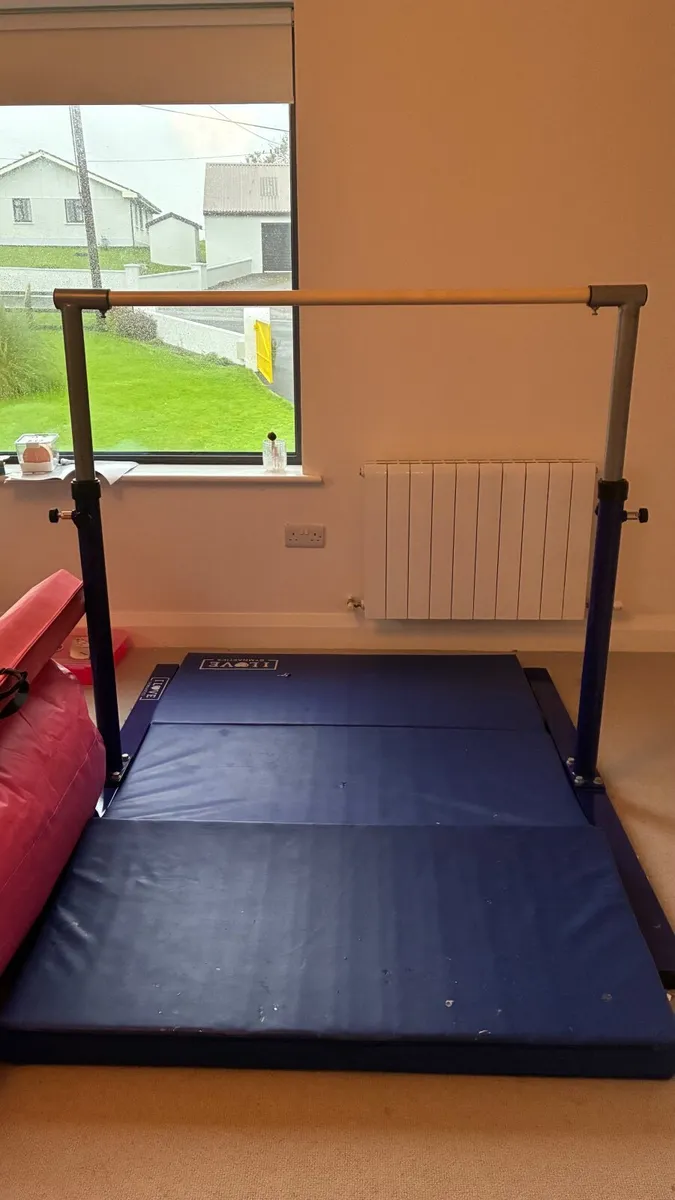 Gymnastics bar - Image 4