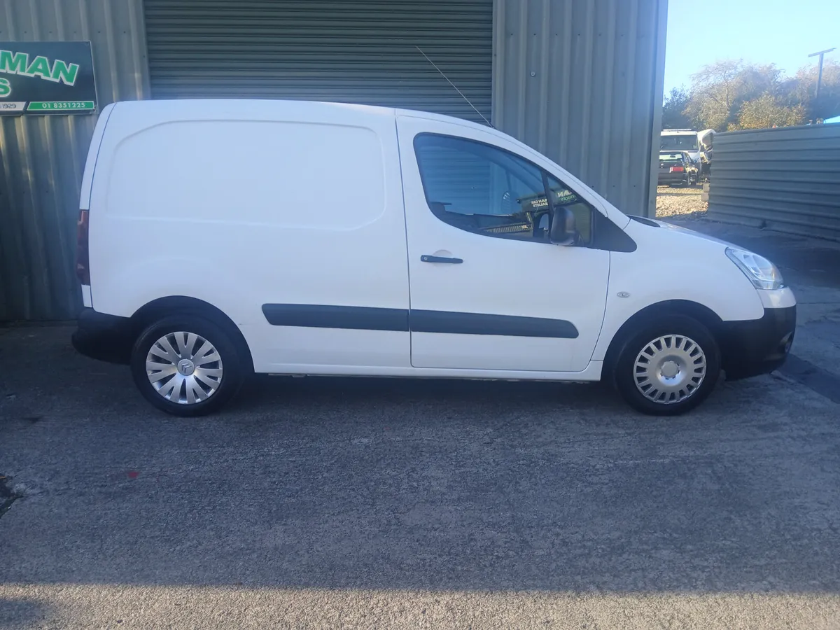 Citroen Berlingo 3 seater dsl  2015 - Image 2