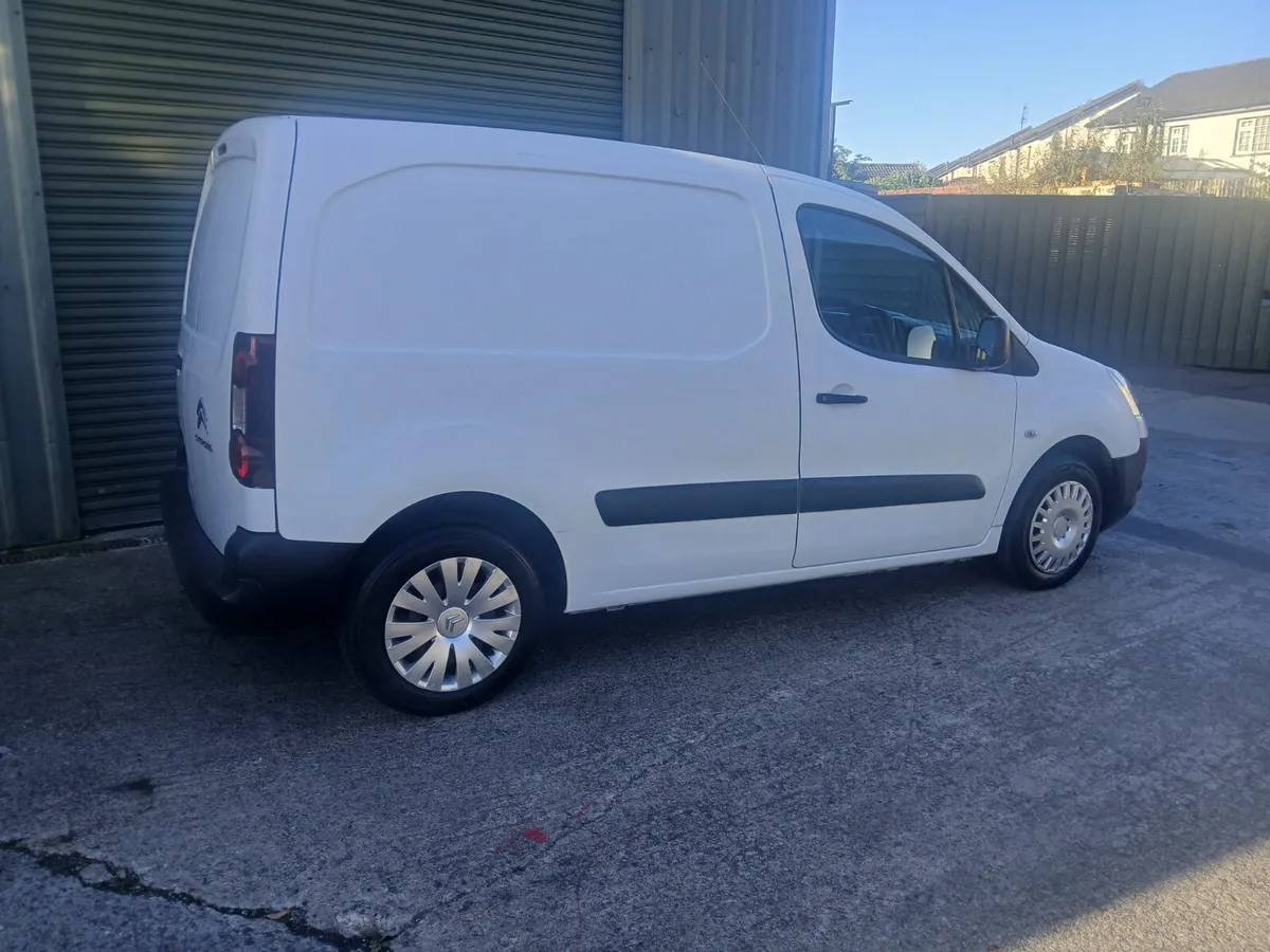 Citroen Berlingo 3 seater dsl  2015 - Image 4