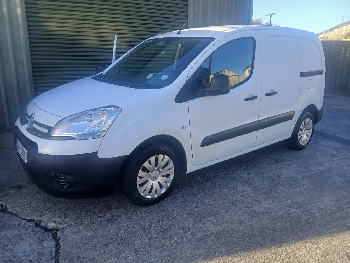 Citroen Berlingo 3 seater dsl  2015 - Image 1