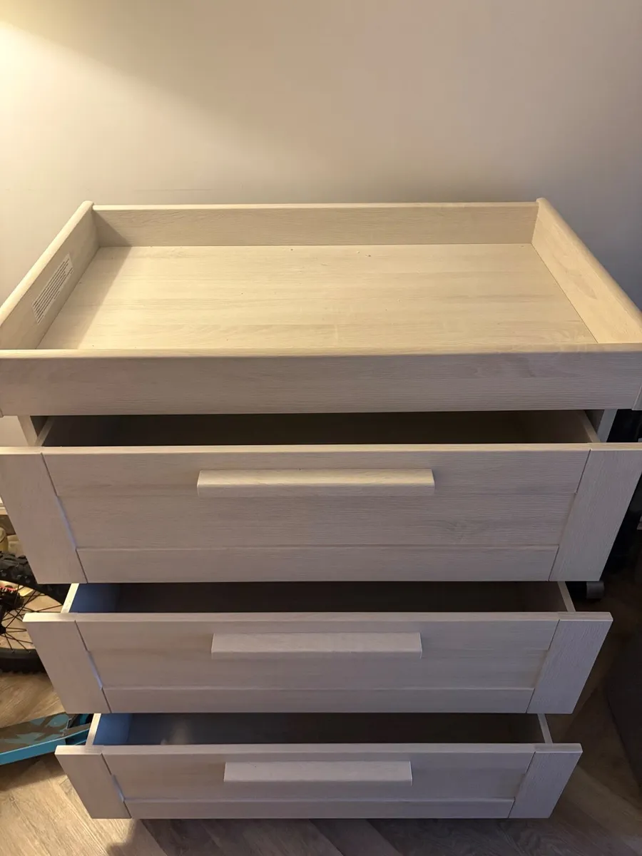 Baby furniture - Image 1
