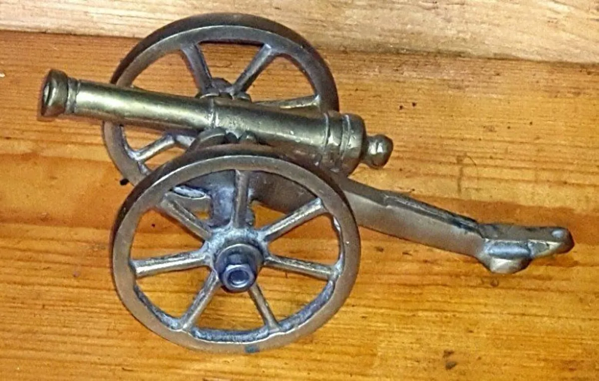 Vintage Heavy Solid Brass Field Cannon Model - Image 3