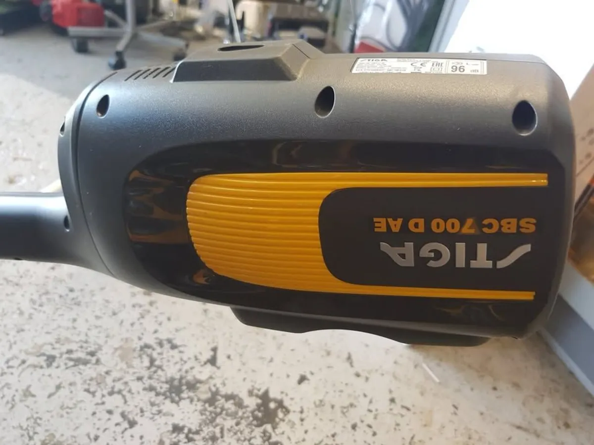 STIGA BRUSHCUTTER SBC700DAE-KIT - Image 3