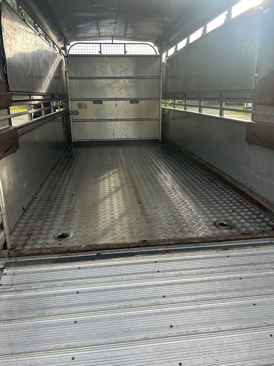 Ifor Williams 14ft Tri Axle Trailer with Decks - Image 4