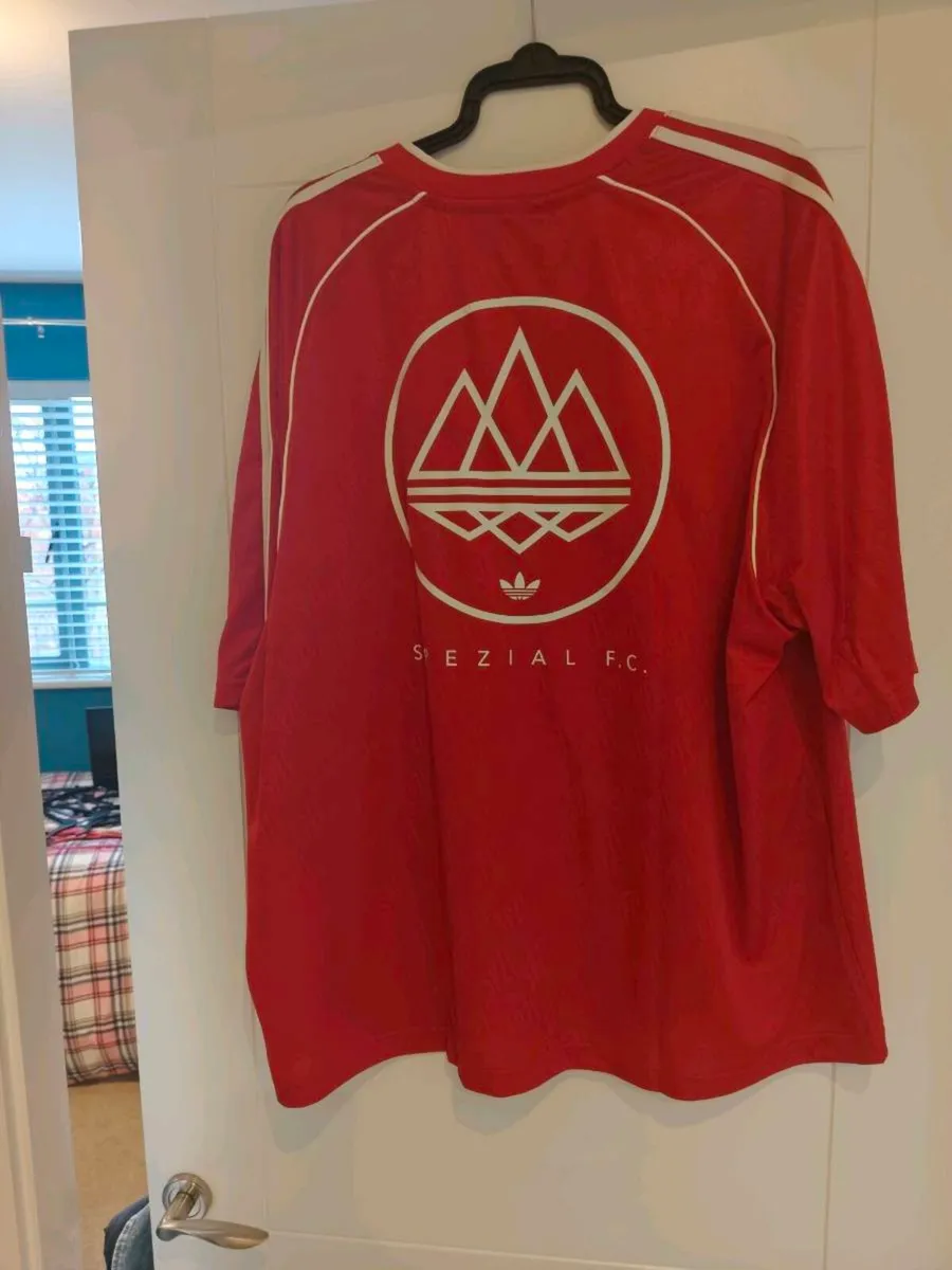 Liverpool new SPZL jersey - Image 2