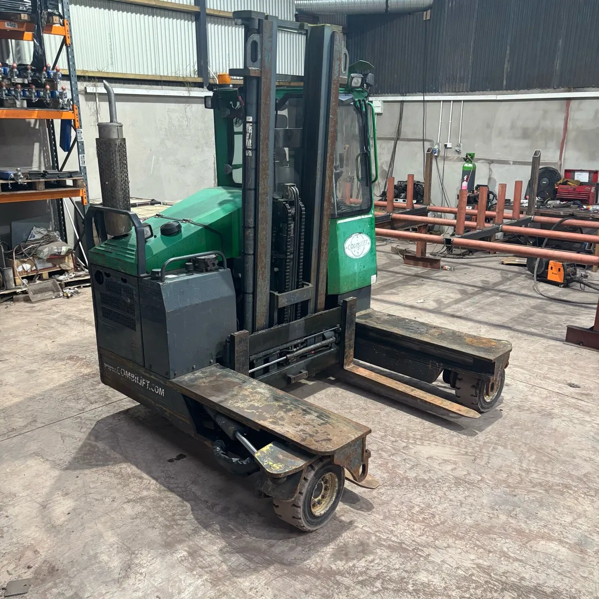 Combilift C4000 Forklift - Image 3