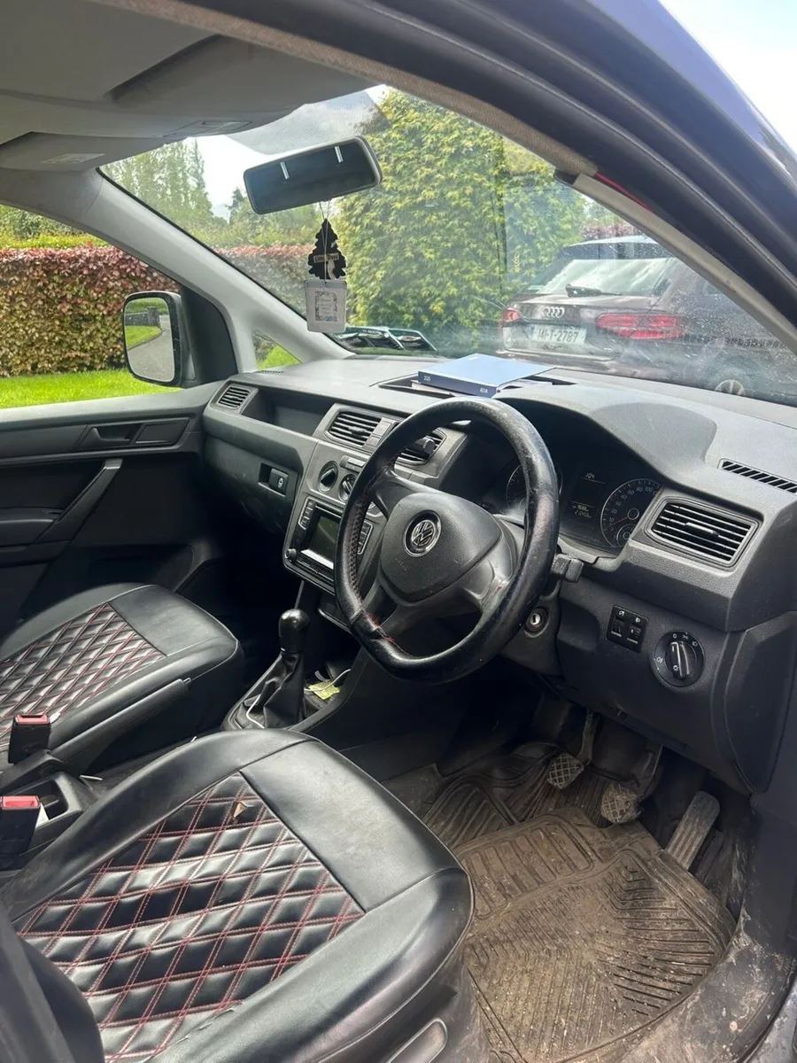 Volkswagen Caddy 2017 - Image 3
