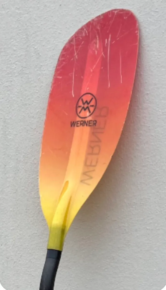 Werner Surge Bent Shaft Paddle - Image 2