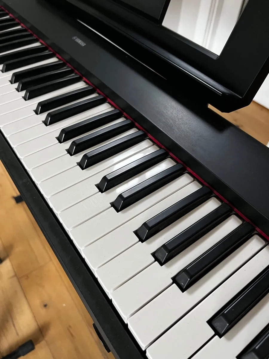 Yamaha Piaggero NP35 Portable Piano Keyboard - Image 3