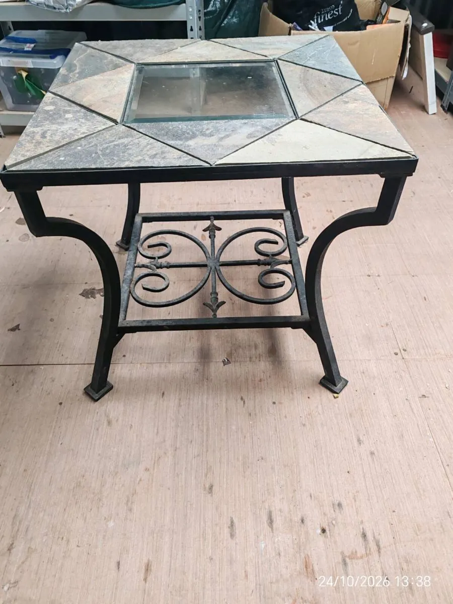 Coffee table - Image 1