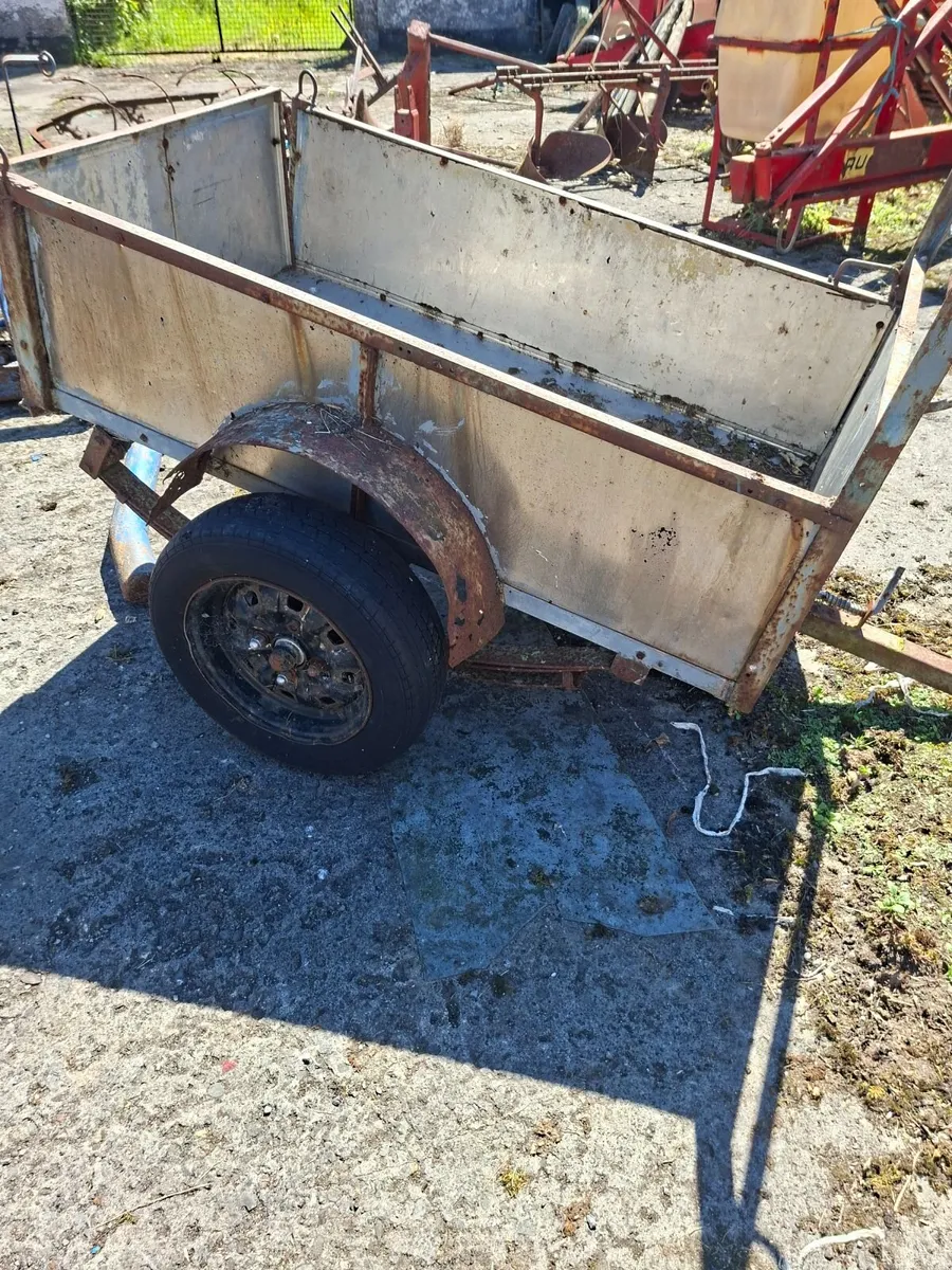 Trailers - Image 3