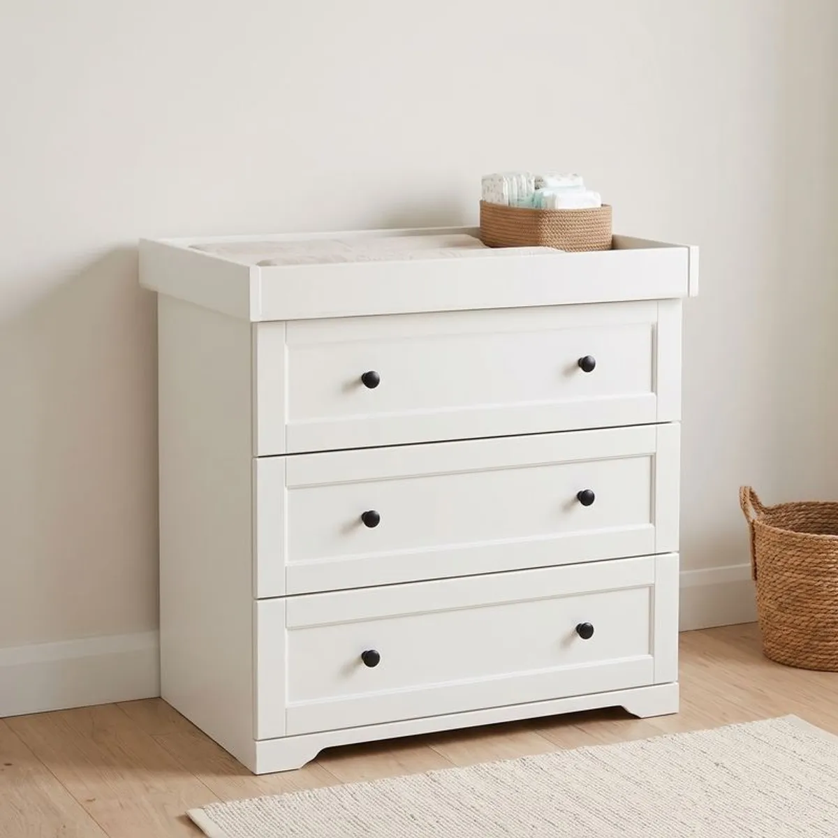 White baby changing dresser with drawers / Very Good Condition - Image 1