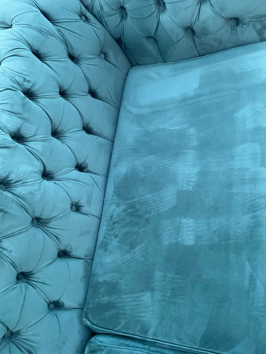 Chesterfield  green 3 seater sofa - Image 2