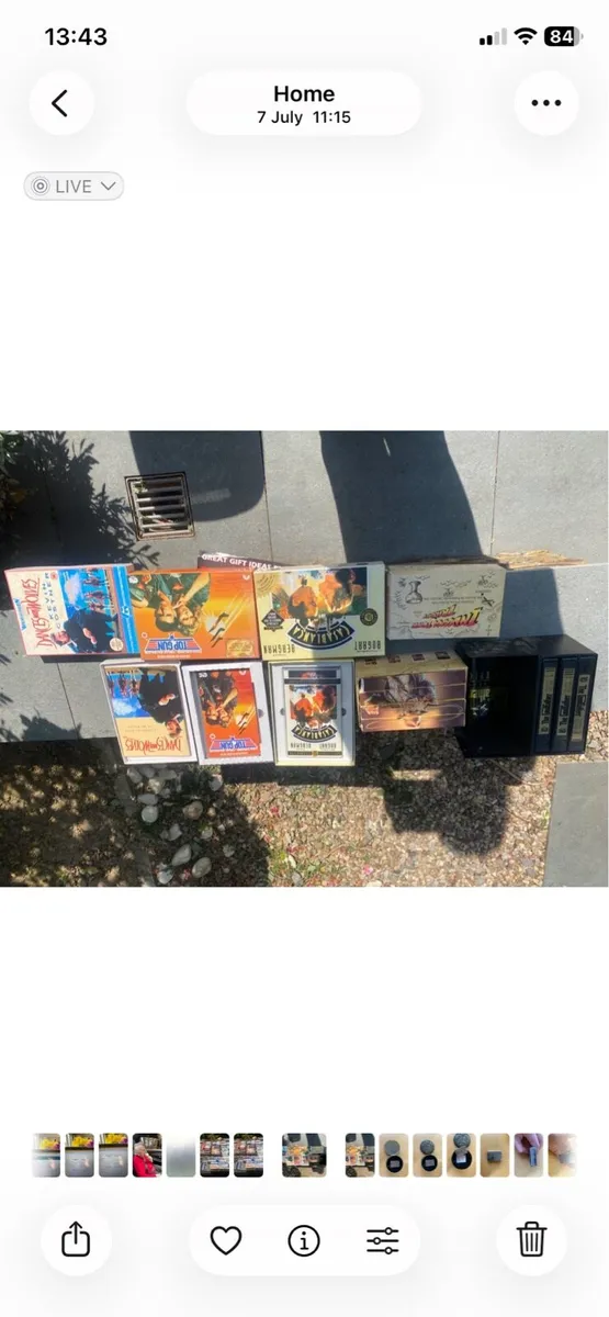 DVD/VHS/CDS bundle - Image 1