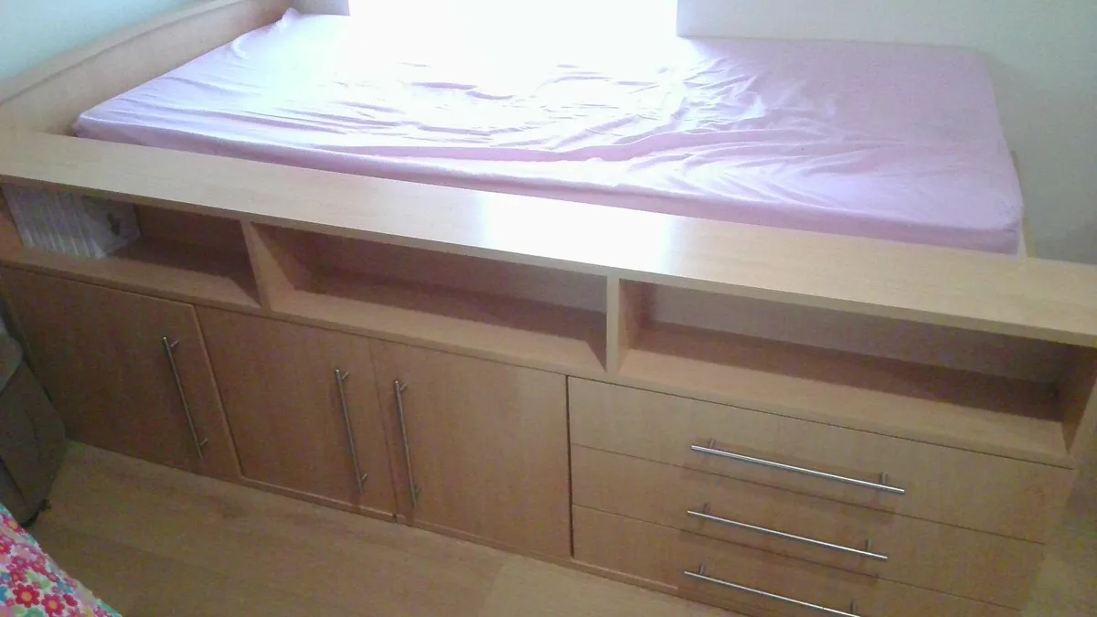 Cabin bed - Image 3