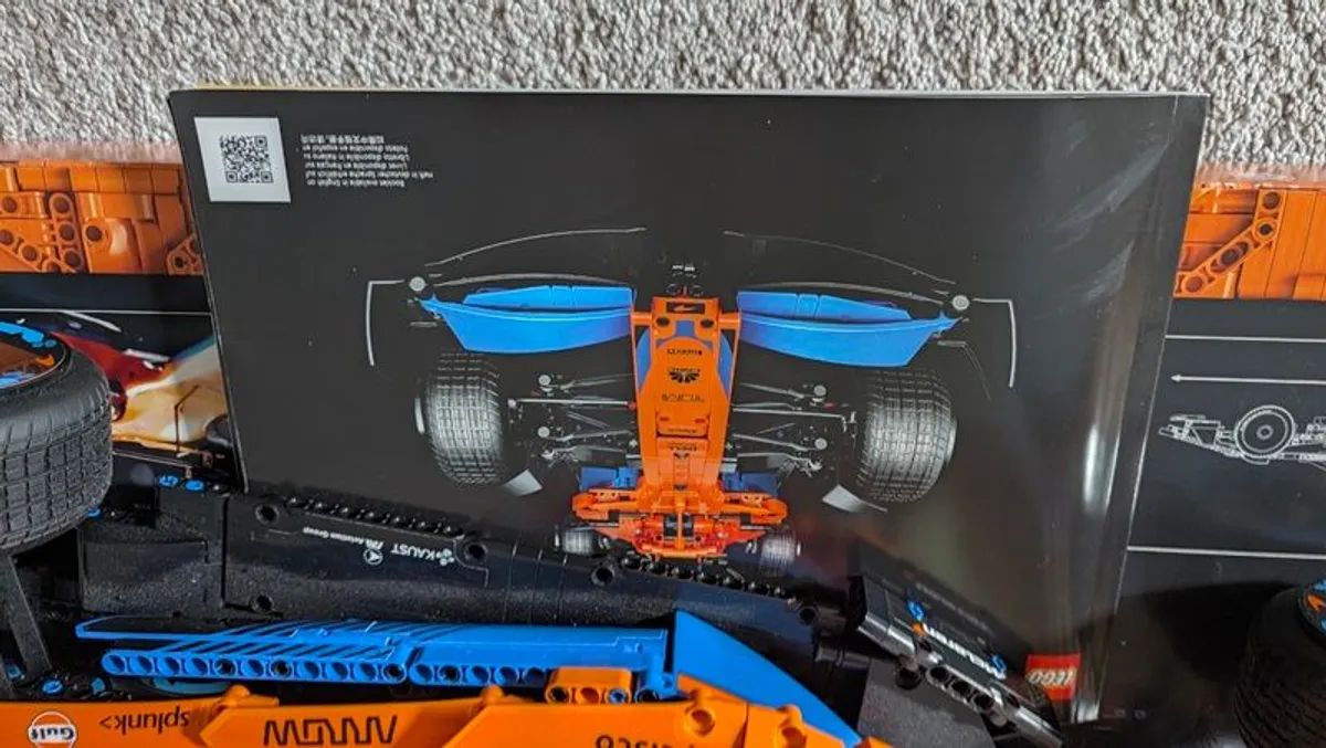 LEGO Technic McLaren MCL39 F1 Car (Set 42228) - Built & Displayed - Image 3