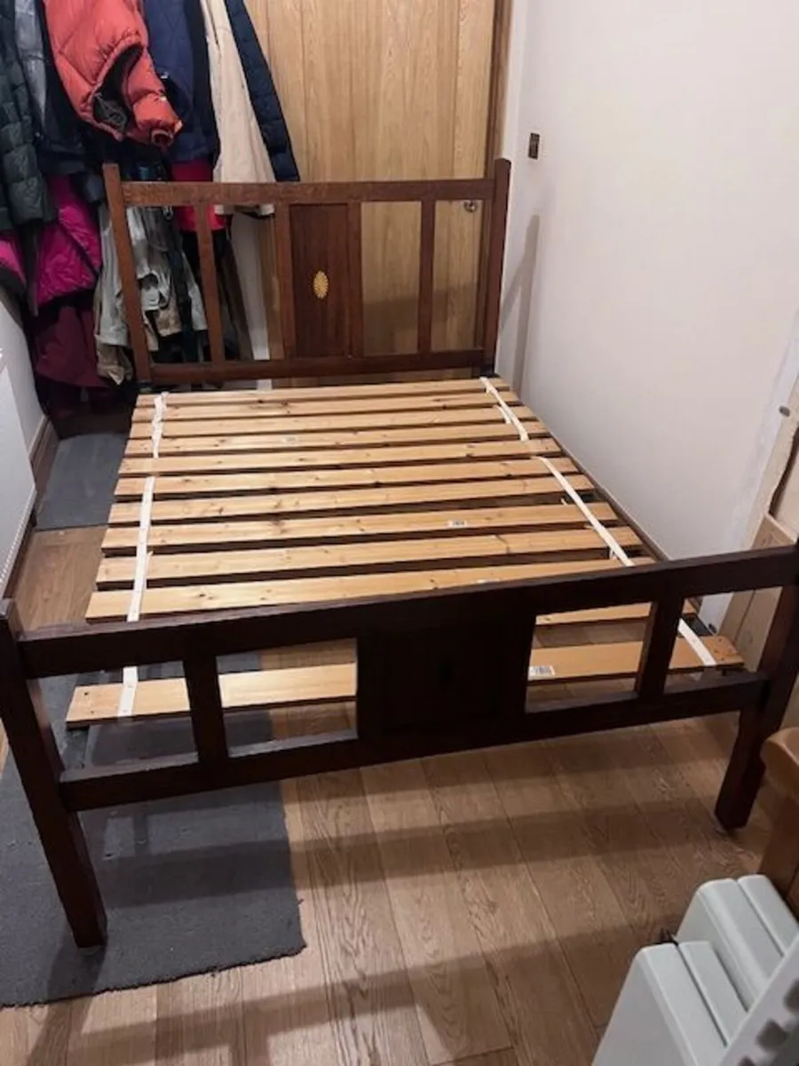 Antique Bed - 4'6" - Image 1