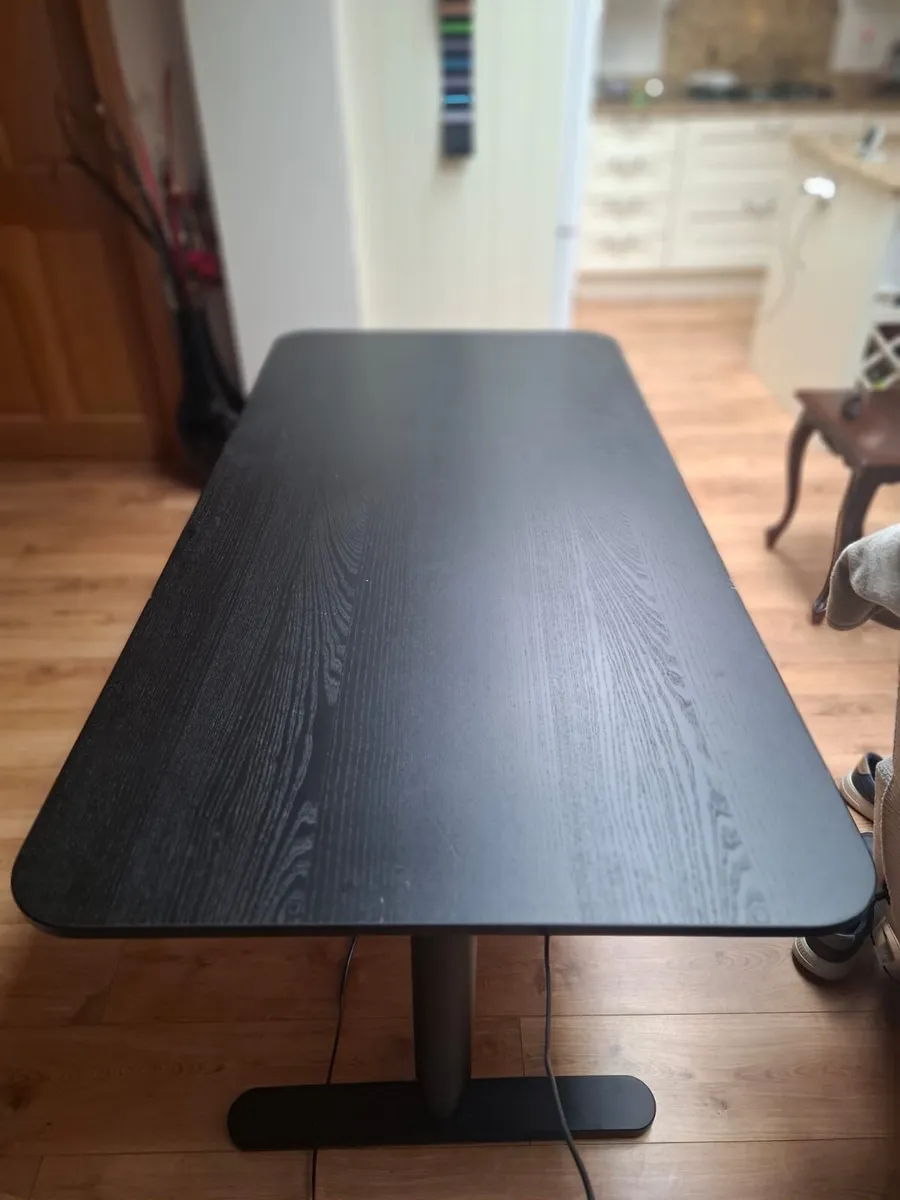 Standing desk - Image 2