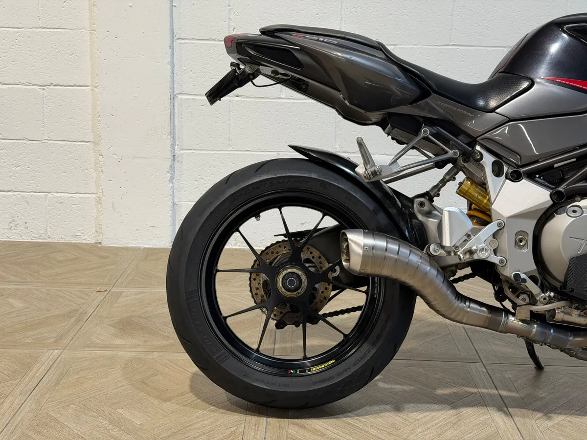 MV Agusta Brutale 910R 2008 - Image 4