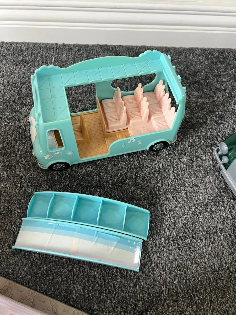 Sylvanian family houses, vehilcles and families - Image 4