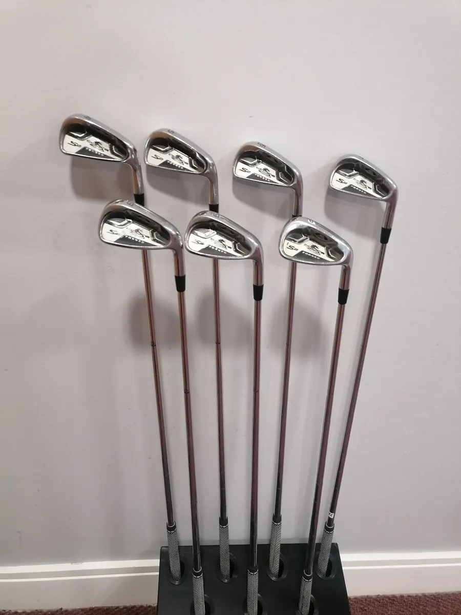 Cobra S2 Forged Irons ,4-PW 2deg flat, Nippon Reg - Image 1