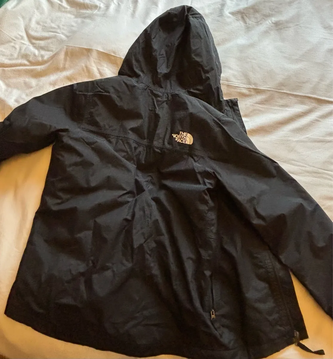 North face Boys Waterproof Jacket size M - Image 4