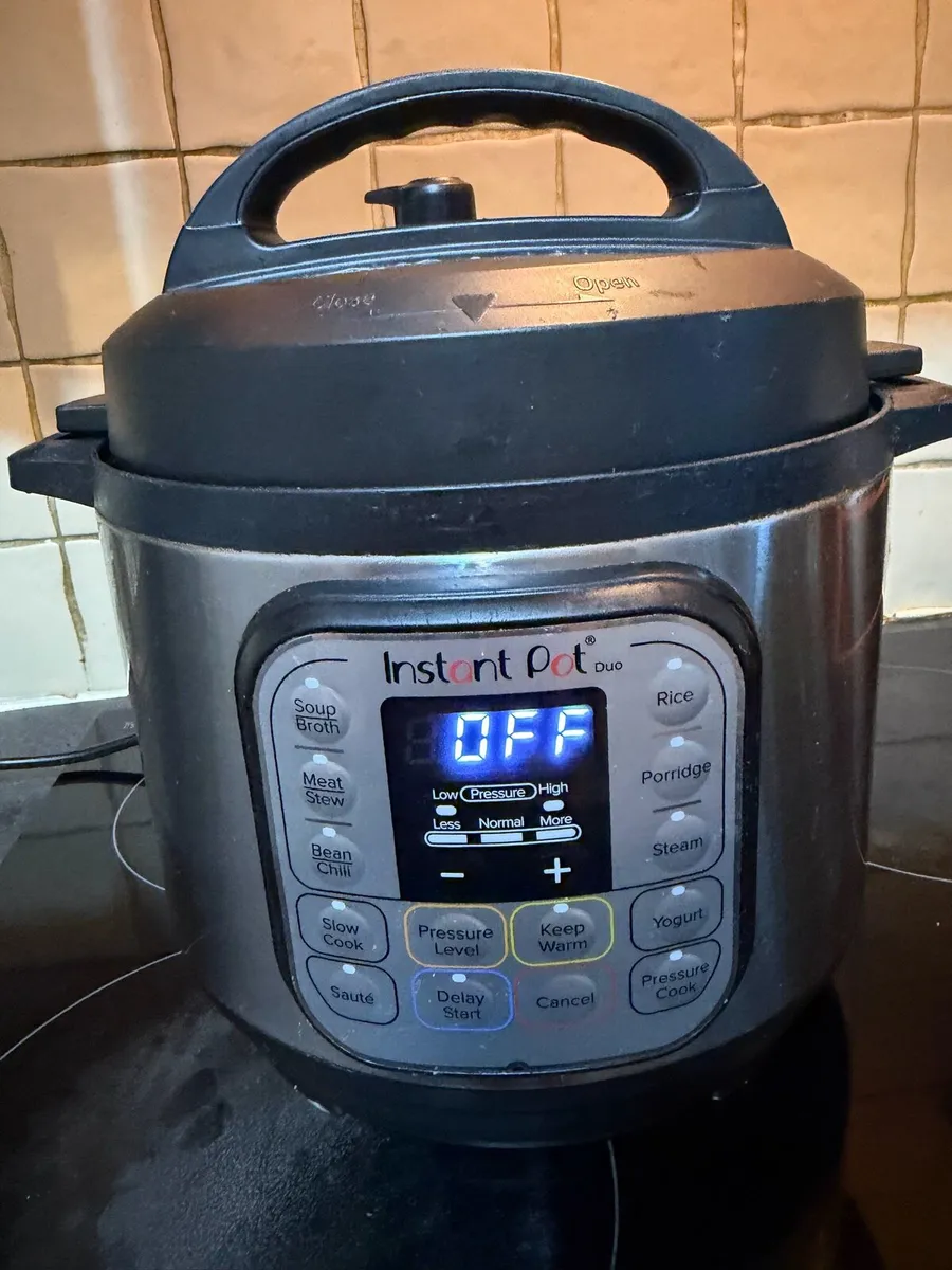 Instant Pot Duo - Image 1
