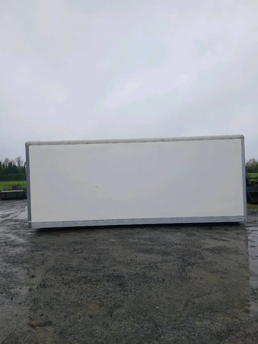 Truck box body & tail lift - Image 1