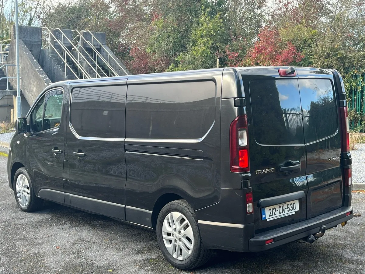 Renault Traffic Sportive *NEW CVRT* - Image 4