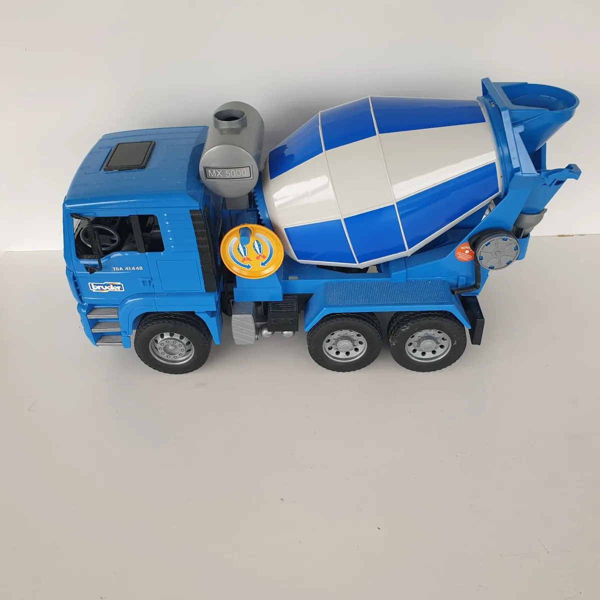 Bruder cement truck Man truck 2001 - Image 2