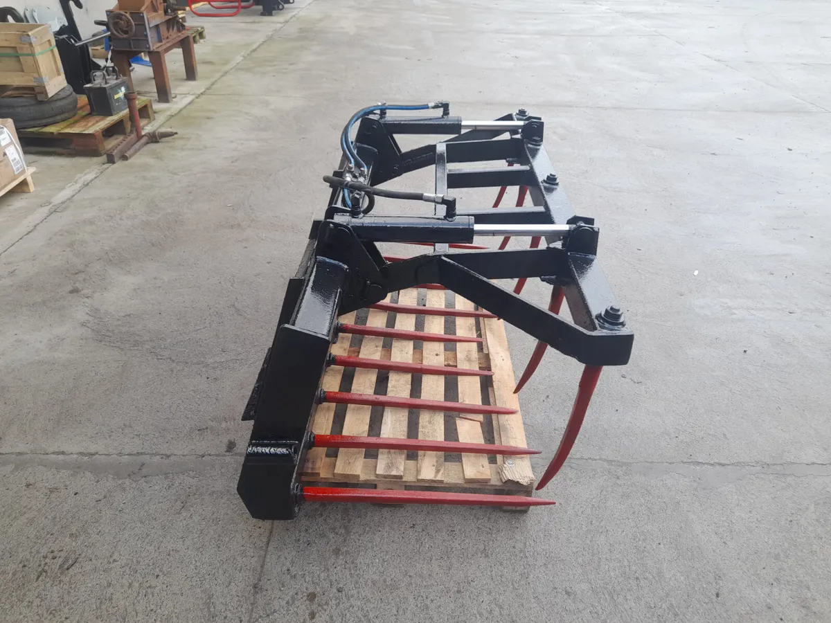 5ft 6" grab, skidsteer brackets - Image 3