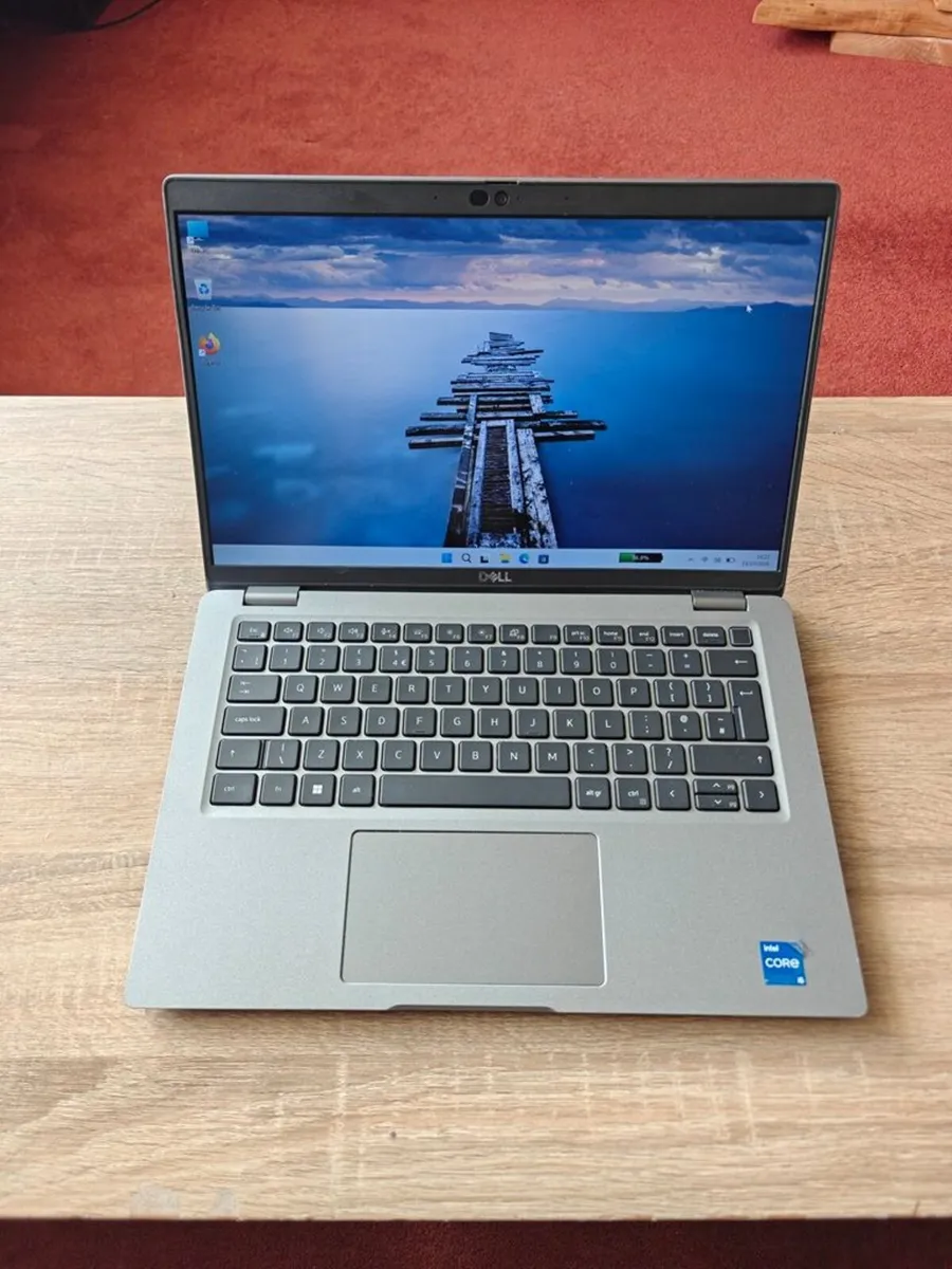 Dell Latitude 5430 Laptop | i5 (12th gen) | 16GB | - Image 1