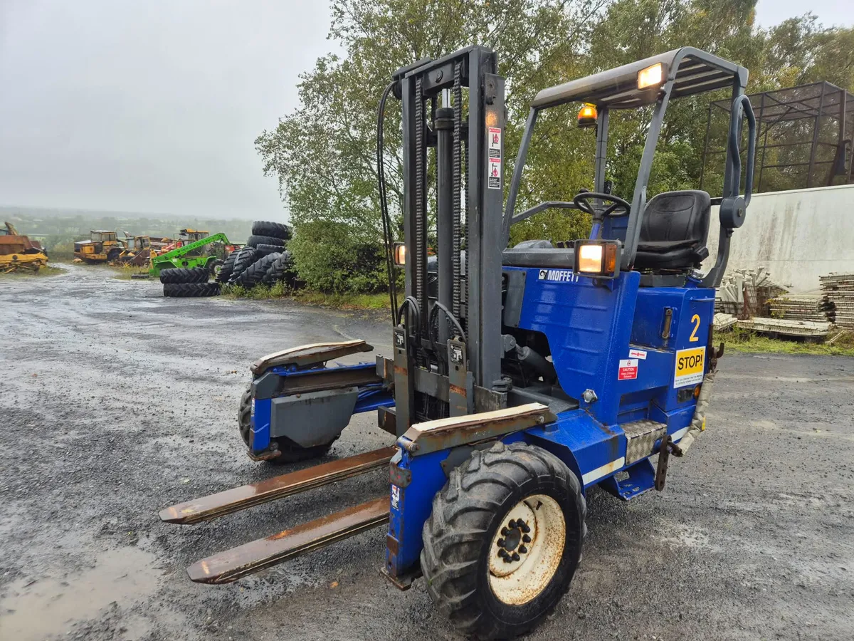 Moffett Forklift - Image 3