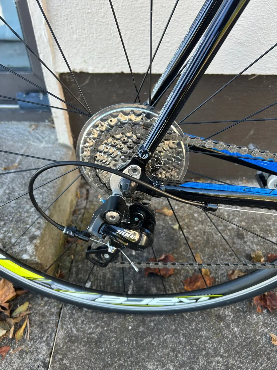 Scott Speedster 40 Road Bike - Image 3