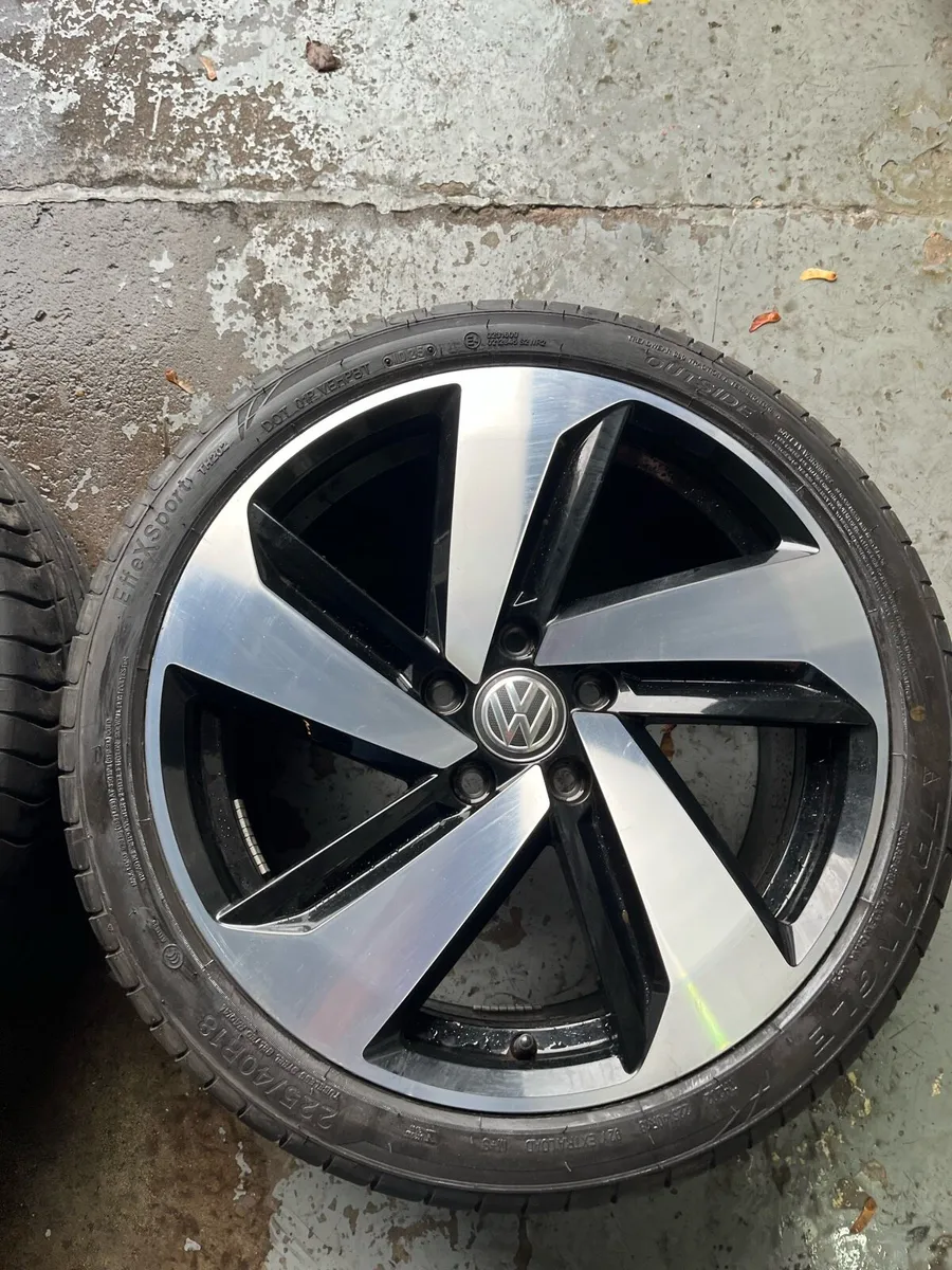 18’ Genuine VW Golf Caddy 5x112 alloy wheels - Image 4