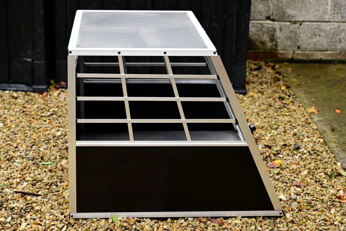 Dog Kennel - Image 2
