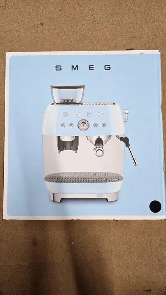 Smeg egf03 black coffee machine - Image 1