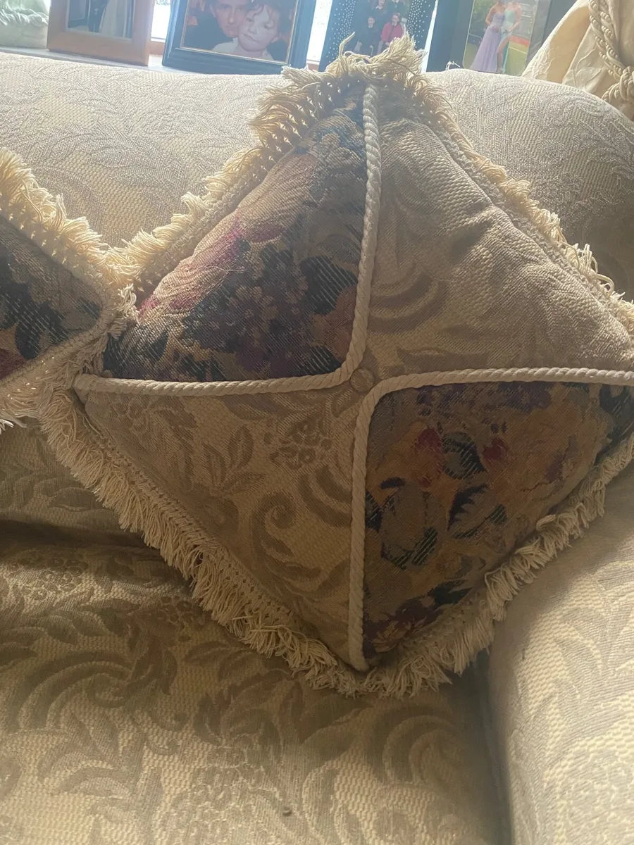 English Victorian Damask fringed suite - Image 3