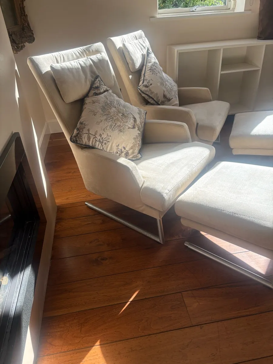 Chairs - Image 3