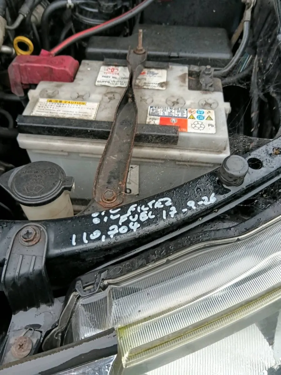 Toyota hilux - Image 2