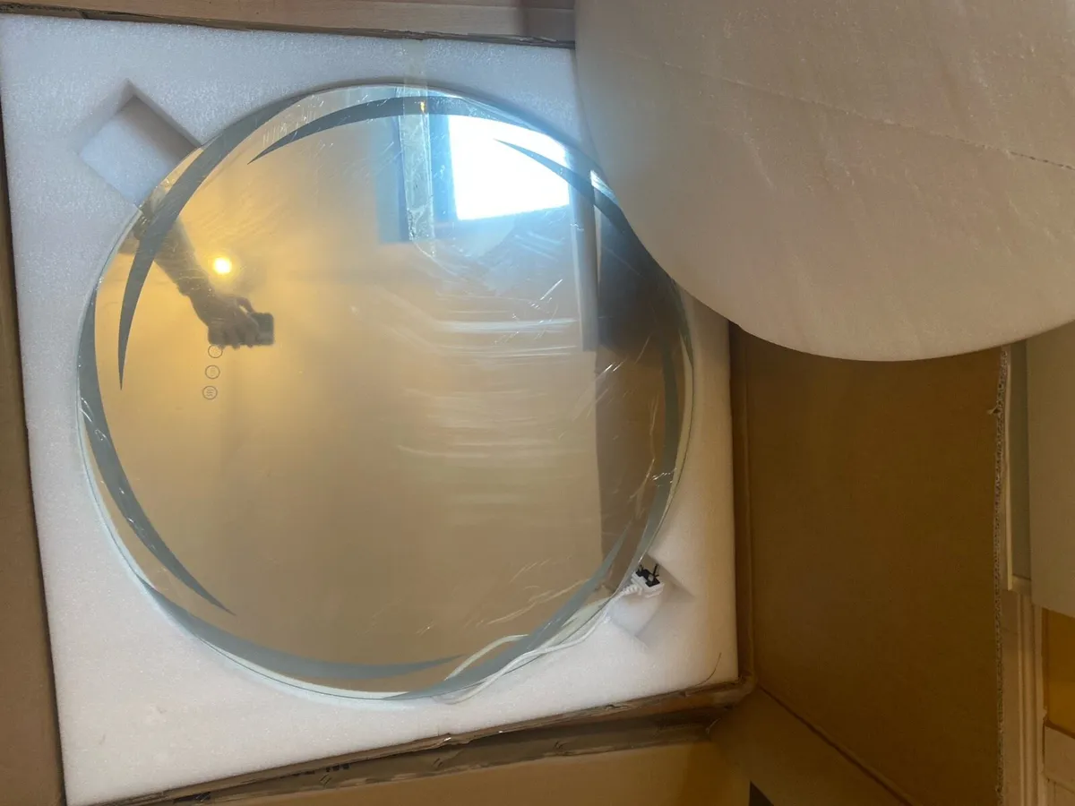 Mirror - Image 2