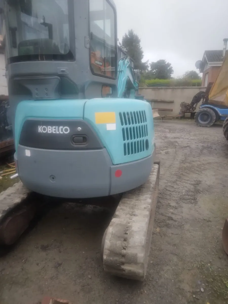 Kobelco Digger sk30sr - Image 4