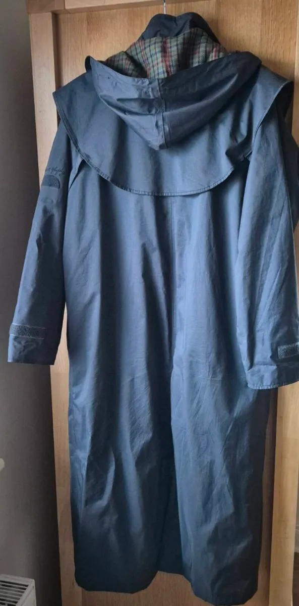 Ladies Waterproof Coat - Image 2