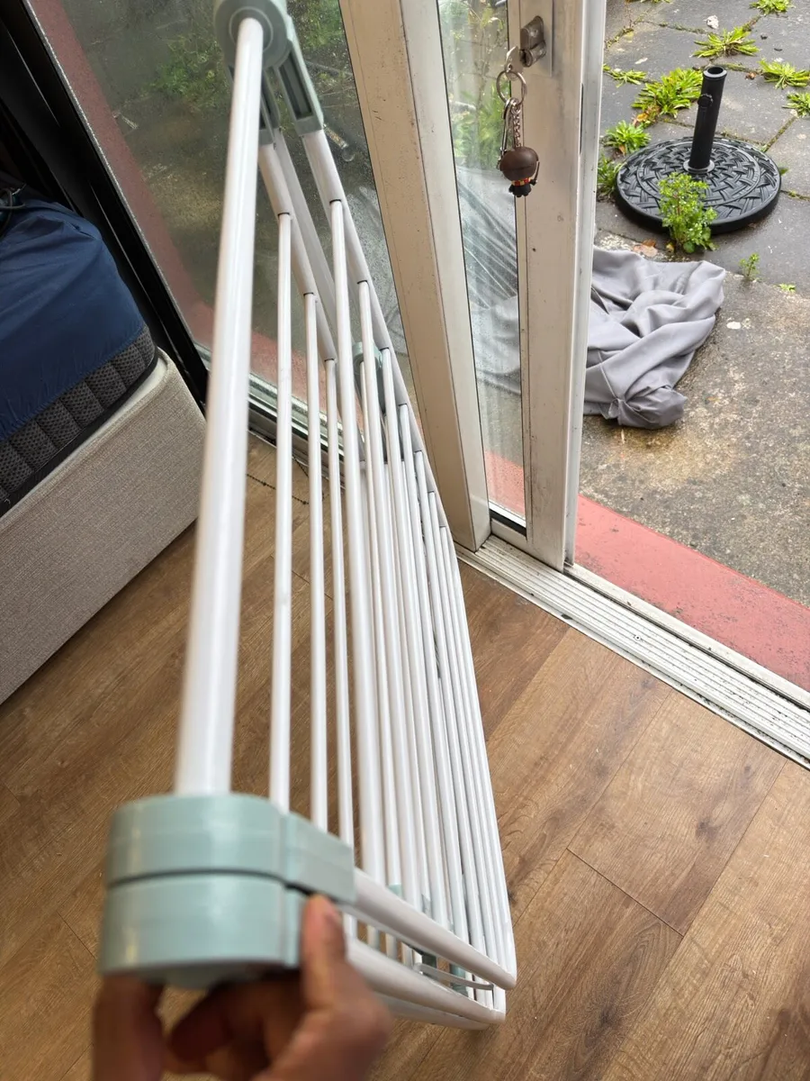 Brand new Cloth Airer in Excellent condition - Image 3