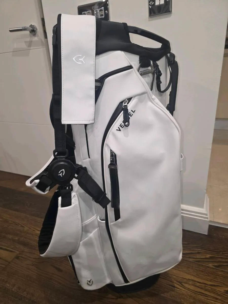 Vessel Player V Carry Bag - Image 1