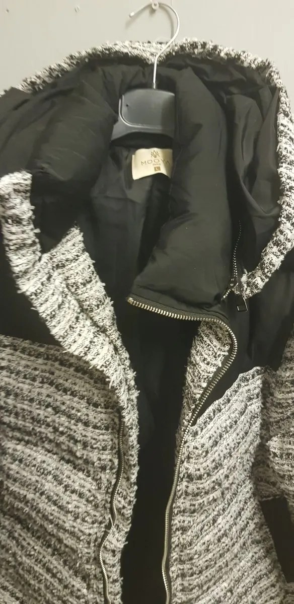 Winter coat sz 14/16 - Image 1