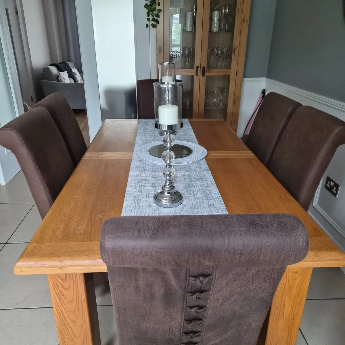 Dining chairs - Image 1
