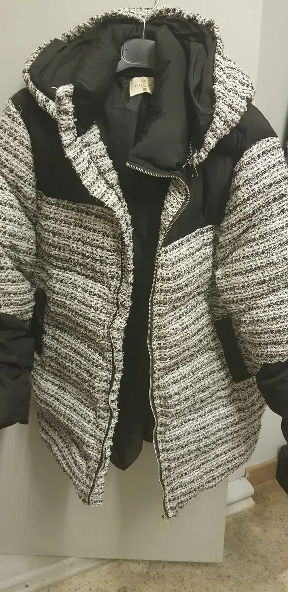 Winter coat sz 14/16 - Image 2