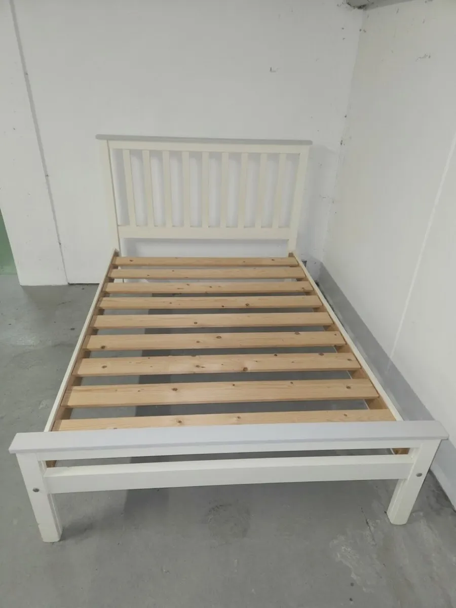 Double bed 140x190 cm - Image 1